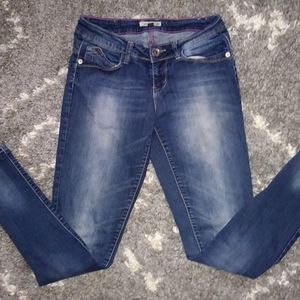 Ymi size 9 faded distressed jeggings skinny jeans